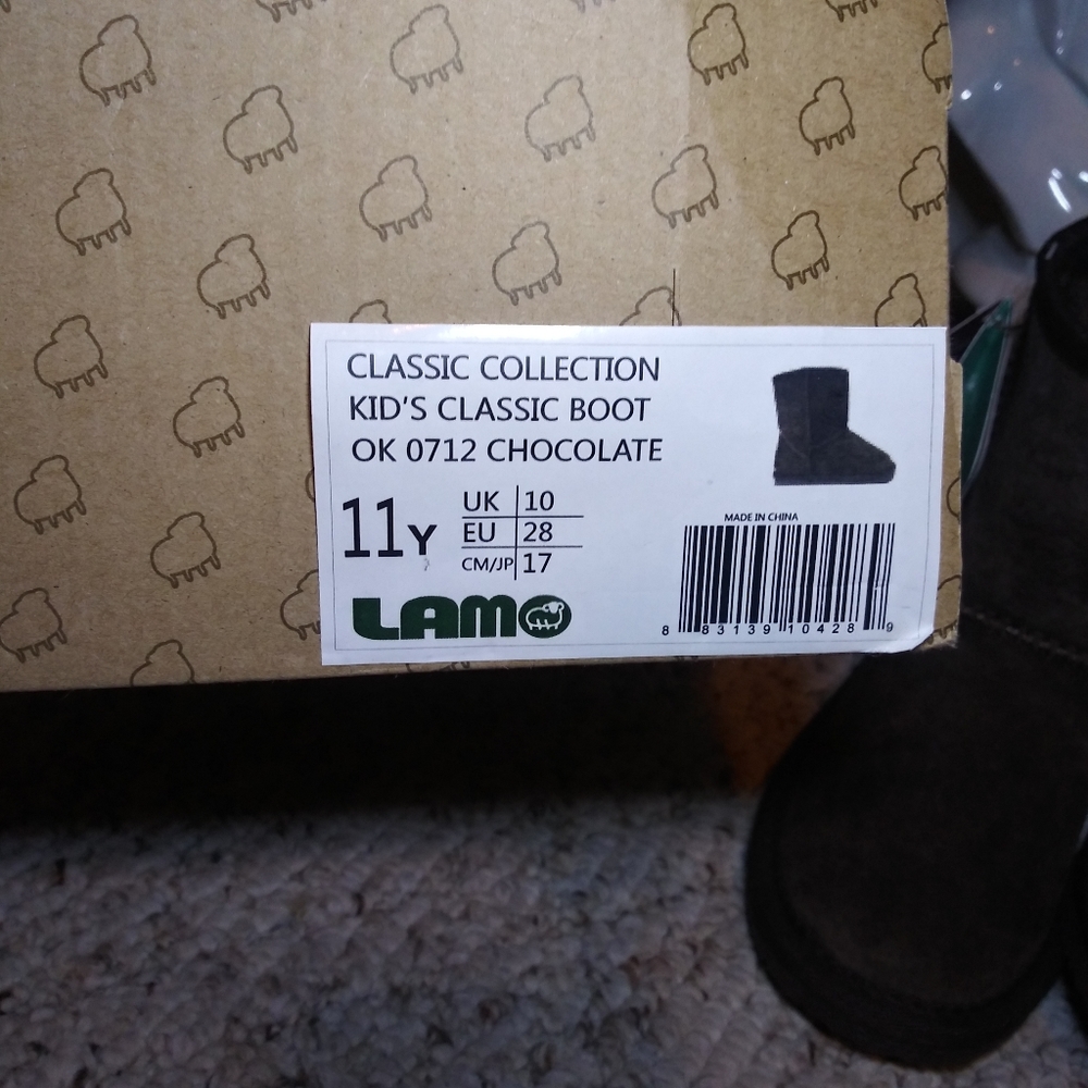 Lamo Chocolate Brown Classic Suede & Faux Fur Boots - Picture 8 of 10